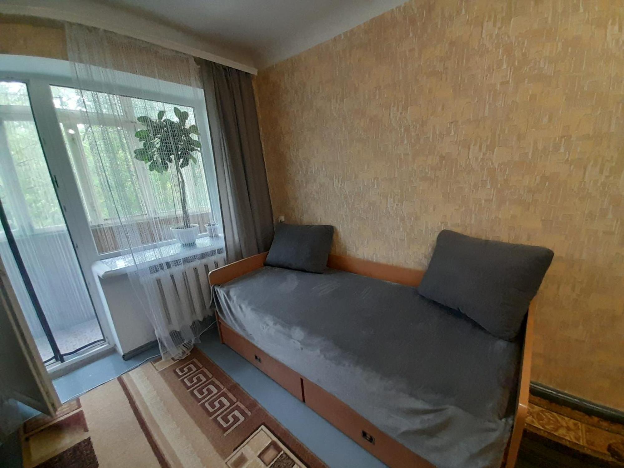 Квартира Біля Парку На Княгині Ольги 13 Apartamento Rivne Exterior foto